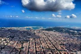 Barcelona Desde El Aire Buscar Con Google Barcelona Ciudades Cielo
