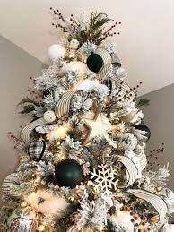 24 Modern Farmhouse Christmas Tree Ideas 17 Cool Christmas Trees Christmas Tree Decorating Themes Black Christmas Trees