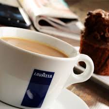 Guten Morgen Habt Ihr Schon Gefruhstuckt In Unserem Lavazza Cafe Konnt Ihr Euch Ab 9 30 Uhr Mit Kaffee Und Gipfeli Fur Eine Lebensmittel Essen Cafe Fruhstuck