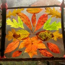 Leaves are colorful, come in all shapes and sizes, and are fun for add some fall steam to your daily activities with these fun leaf activities! 25 Fall Leaf Crafts For Preschoolers