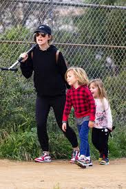 Check out her new photo of the kids and find out more about the breakup. Olivia Wilde With Her Kids To A Local Park In Los Angeles California 2020 03 26 Celebskart