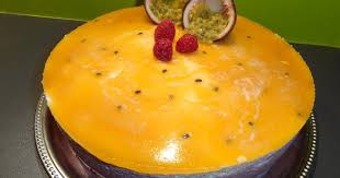 Recette Bavarois Aux Framboises Et Aux Fruits De La Passion En Video Recette Alimentation Recettes Bavaroises Framboise