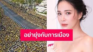 ทั้งนี้ โบวี่ อัฐมา ได้เปิดบ้านสวยสุดหรูที่ออกแบบดูแลทุกอย่างเองหมด พร้อมกับบอกว่า สร้างบ้านนี้มา 6 ปี สร้างให้ครอบครัว ราคาเกือบ 50 ล้านบาท. à¸ªà¸§à¸™à¸à¸¥ à¸šà¸™ à¸¡à¹† à¹‚à¸šà¸§ à¸­ à¸à¸¡à¸² à¹€à¸¡à¸™à¸• à¸•à¸­à¸š à¸«à¸¥ à¸‡à¸– à¸à¹€à¸• à¸­à¸™ à¸­à¸¢ à¸²à¸¢ à¸‡à¸ à¸šà¸à¸²à¸£à¹€à¸¡ à¸­à¸‡
