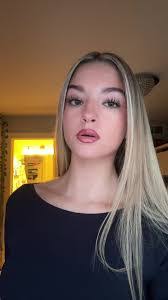 Denise Neu's Instagram, Twitter & Facebook