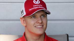 The phantom of the opera. Mick Schumacher In Der Formel 2 2020 Fans Enttauscht Michael Schumacher Sohn Viel Zu Selten Am Start News De