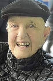 Warren Youngblood's Instagram, Twitter & Facebook