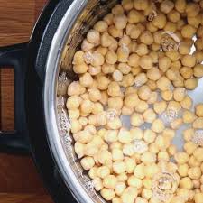 How To Cook Tender Instant Pot Chickpeas Soak Vs No Soak Experiment Amy Jacky Recipe In 2020 Instant Pot Beans Recipe Chickpea Chickpea Recipes Easy