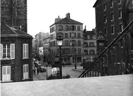 Robert Doisneau Jacques Prevert Monte Les Escaliers Du Pont De Crimee Ca 1955 Http Www Gettyimages Co Uk Detail News Photo Jacques Prevert News Ph