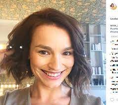 Zdecydowała się ściąć swoje długie włosy i postawiła na modnego boba. Anna Starmach Chwali Sie Nowa Fryzura Na Zdjeciu Bez Makijazu Fanom Nie Podoba Sie Cos Innego O Matko Soczyste