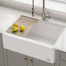 w farmhouse kitchen sink