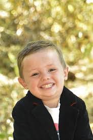 Ashley Harker's Instagram, Twitter & Facebook