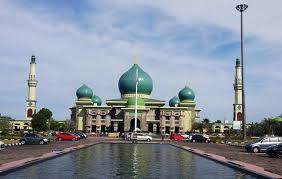 Maybe you would like to learn more about one of these? 10 Daftar Masjid Terbesar Di Indonesia 2019 Tokopedia Blog