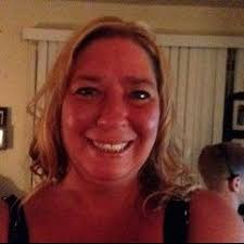 Jennifer Ripple's Instagram, Twitter & Facebook