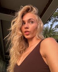 Meredith Doherty's Instagram, Twitter & Facebook