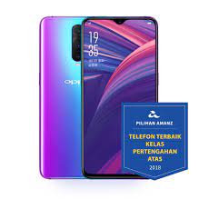 Selain itu, ia juga mempunyai bateri yang terbesar dalam. Telefon Pintar Terbaik 2018 Amanz
