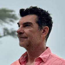 Omar Amer's Instagram, Twitter & Facebook