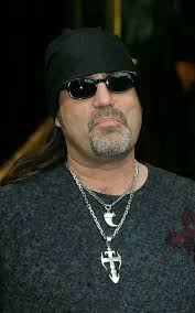 How many people are honesty planning to make it through all six movies? How  many of you that are have already consumed significant amounts of alcohol?  😂 I'm trying for all six,