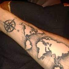 Häng sie in dein schlafzimmer, ins büro oder einfach an jede leere wand, die dir begegnet. 30 Meerestattoo Ideen In 2021 Meerestattoo Nautische Tatowierungen Tatowierungen
