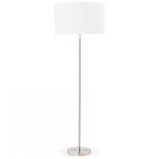 Cadre ou réflecteur en papier ou en tissu pourvu souvent d'une armature en métal que l'on place sur les lampes ou à tout autre éclairage pour diriger la lumière tout en protégeant les yeux de l'éblouissement. Lampadaire Abat Jour Blanc Avec Pietement En Metal 155 Cm Cartier 3 Suisses
