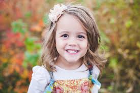 Coupe de cheveux long ado fille nanadianadera blog coiffure fille mariage cheveux mi long coupe fille 2019 tff52 napanonprofits carre plongeant 50 facons d adopter cette coiffure elle 20 idees de coiffure pour enfant fille ou garcon l express styles tweet. 1001 Photos De La Meilleure Coupe De Cheveux Petite Fille