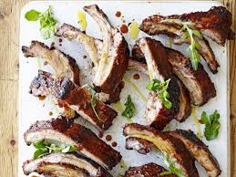 Coastele de porc se taie. Coaste La Cuptor Scarlatescu