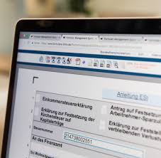 Wer es trotz dieser zweimonatigen fristverlängerung nicht rechtzeitig schafft, seine steuer. Steuererklarung Wenn Das Finanzamt Ausdruckt Und Wieder Abtippt Welt