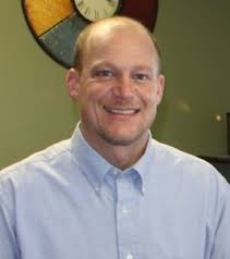 It is with great sadness that we inform everyone, Dr. Steve Owens passed  away peacefully at his home during the Labor Day Holiday. Please pray for  his family and his three children