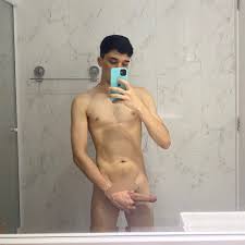 Os Melhores Nudes Amadores De Novinhos Da Pica Grande E Grossa - Volumes  Famosos Nus