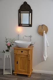 Laon Landhaus Waschtisch Von Badmobel Landhaus Land Und Liebe Gaste Wc Mobel Badmobel Landhaus Wc Mobel