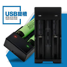 鈕扣電池（button cell battery），又稱手錶電池（watch battery）或錢幣型電池（coin battery），是電池的形狀分類之一，指形狀如鈕扣、按鈕、硬幣、豆粒等的小型電池。鈕扣型電池的式樣繁多，直徑有大有小，厚度也有薄有厚。 18650å……é›»å¼é‹°é›»æ± microusb è¼¸å…¥é›™æ§½å……é›»å™¨ è¡Œå‹•é›»æºä¹Ÿå¯å…… Pchome 24hè³¼ç‰©