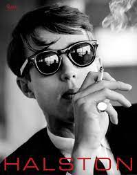 Roy halston frowick, best known as halston, was an iconic clothing designer of the 1970s. Halston Inventing American Fashion Amazon De Frowick Lesley Minnelli Liza Fremdsprachige Bucher