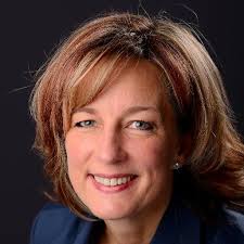 Evelyn Bailey (@EvelynJBailey)