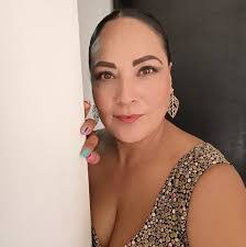 Rocio Ambriz's Instagram, Twitter & Facebook