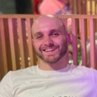 Troy Lester's Instagram, Twitter & Facebook