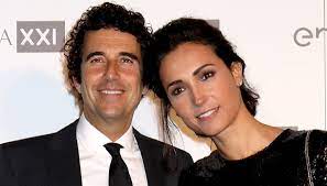 Guido maria brera, guido alberto e cora, il marito e i figli di caterina balivo, potranno godere della presenza della conduttrice nei prossimi mesi.dopo la decisione di lasciare la casa in cui ha. Caterina Balivo Chi E Guido Maria Brera Marito Eta Altezza Peso Figli Moglie E Vita Privata Viterbocitta It
