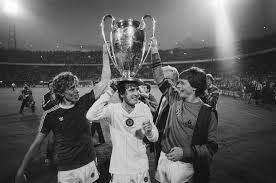Chelsea qualified for the champions league but had their london rivals tottenham to thank for beating leicester. 1981 82 Aston Villa F C Season Wikipedia