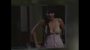 Jennifer Love Hewitt - great cleavage - XNXX.COM