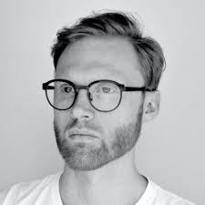 Last week my family and I decided to move back to Spain after nearly 7  years. Looking back, I'm deeply grateful. Three roles, two states, and one  kid later, it's time to