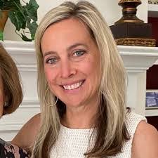 Beth Scarbrough's Instagram, Twitter & Facebook