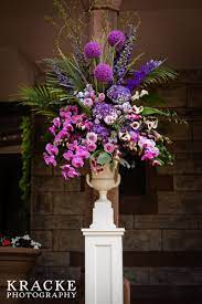 Sonnenberg Gardens Wedding Flowers By Kittelberger Florist Rochester Ny Weddings 263 N Garden Wedding Flowers Wedding Flowers Wedding Decorations Centerpieces