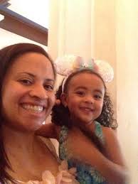 Kellie Griffin (@kmgmd09)