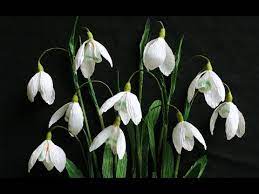 9 Abc Tv How To Make Snowdrop Paper Flower From Crepe Paper Craft Tutorial Youtube Crepe Paper Flowers Tutorial Crepe Paper Crafts Crepe Paper