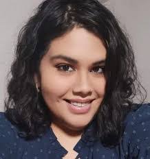 Alissa Pena's Instagram, Twitter & Facebook