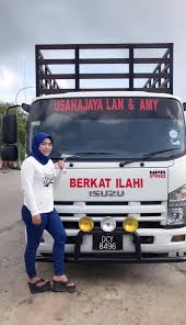 Ayam laga yang bagus harus memiliki mental dan juga tubuh yang berbobot dan ideal serta akan lebih baik jika ayam selalu agresif. Siapa Kata Anak Kampung Tak Boleh Maju Pasangan Ini Bina Banglo Impian Cash Dengan Hasil Titik Peluh Berniaga Ayam Proses Segar The Reporter