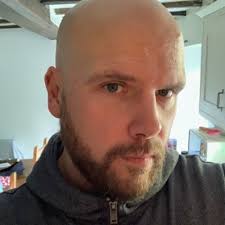 James Platts (@licensedrhino)