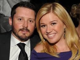 The since u been gone singer, 38, kicked off her monday. Blake Shelton Will Officiate Kelly Clarkson S Wedding