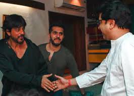 Raj thackeray is among a handful of indians politicians who still believe in and practise the politics of identity and regionalism. Shah Rukh Khan Meeting Raj Thackeray Is Understandable But Shameful On Many Levels