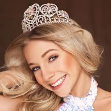 Read to Me (@TurningthepagewithMaris) • Facebook