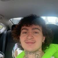 Samuel Burden's Instagram, Twitter & Facebook