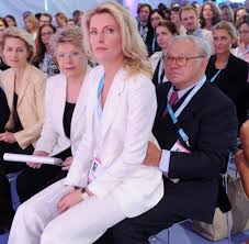 In ihrem neuen fernsehfilm verkörpert sie eine ganz normale frau, die ums überleben ihrer familie kämpft. Maria Furtwangler Alle Infos Zur Schauspielerin Welt